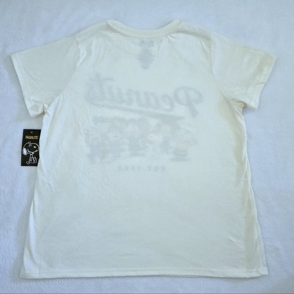 C-Life Group Ltd. Peanuts🥜 Gang Graphic Tee👕 - NWT - Picture 9 of 11